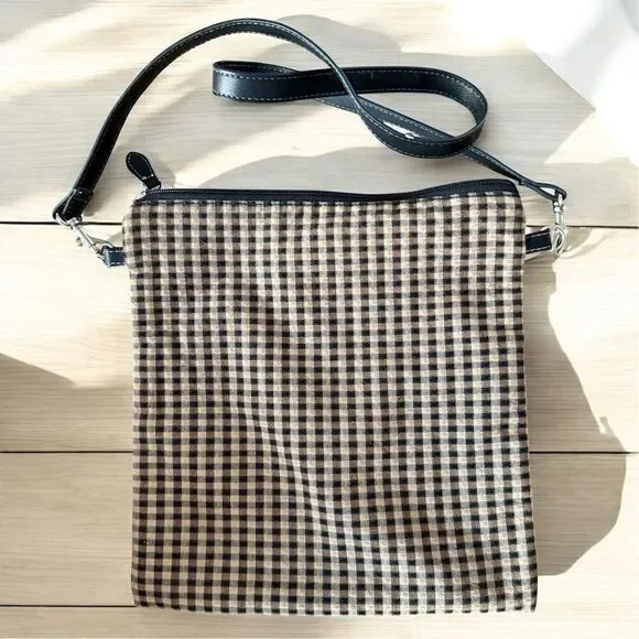 Longaberger Lightweight Crossbody Bag Black Khaki Checkered Plaid
Long Strap - Picture 3 of 10